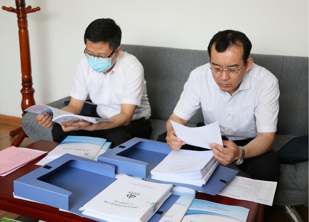 駐山西省國(guó)資委紀(jì)檢監(jiān)察組到山西建投開(kāi)展年度考核工作