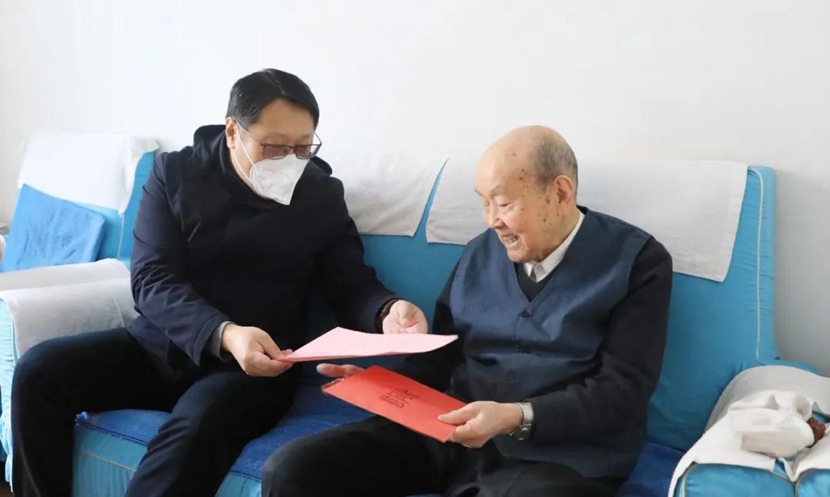 山西建投三建集團黨委走訪慰問老黨員、困難黨員