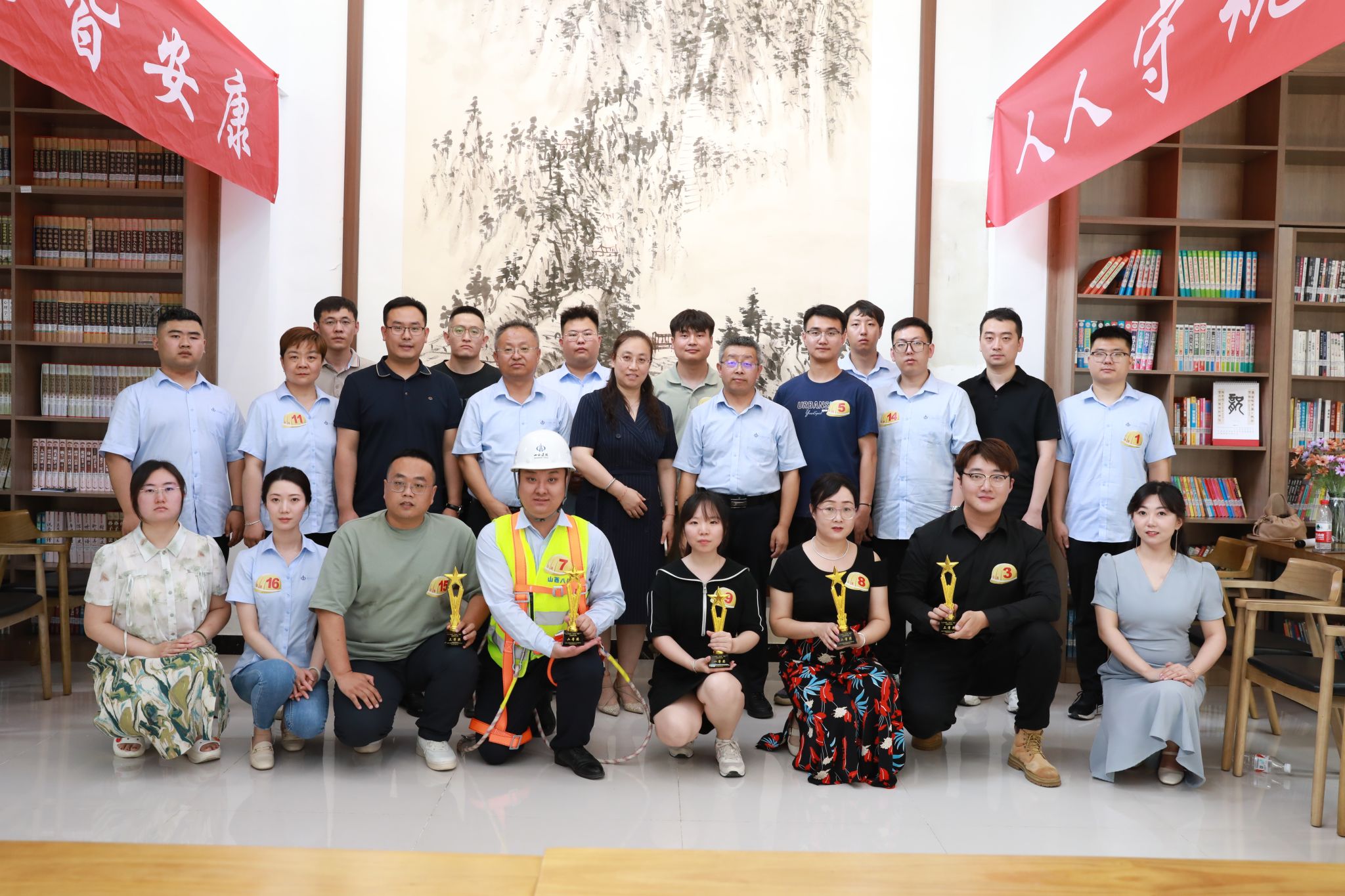 山西建投八建集團舉辦“中國夢·勞動美——人人守規(guī)范，處處皆安康”主題演講比賽