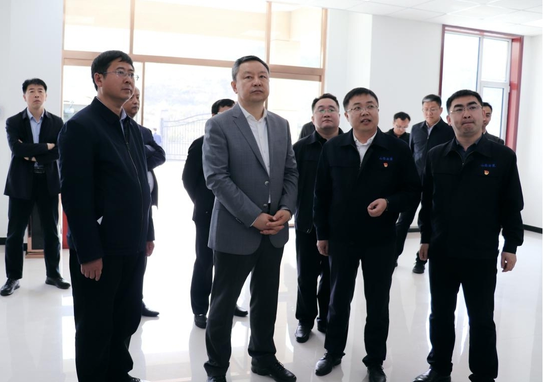 晉中市委書記在山西建投安裝集團昔陽經(jīng)濟技術(shù)開發(fā)區(qū)地下綜合管廊項目調(diào)研