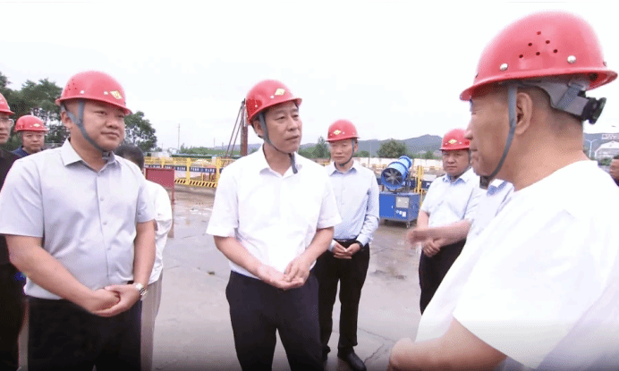 長治市委副書記、市長陳向陽深入山西建投三建集團悅城觀山項目檢查防汛備汛工作