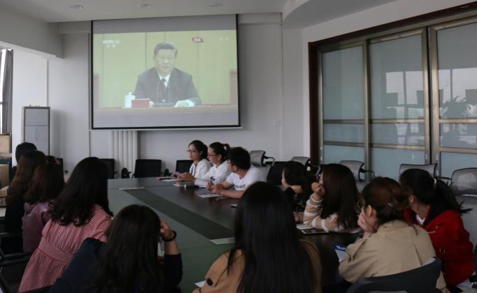 以青春之名 書寫時代擔當