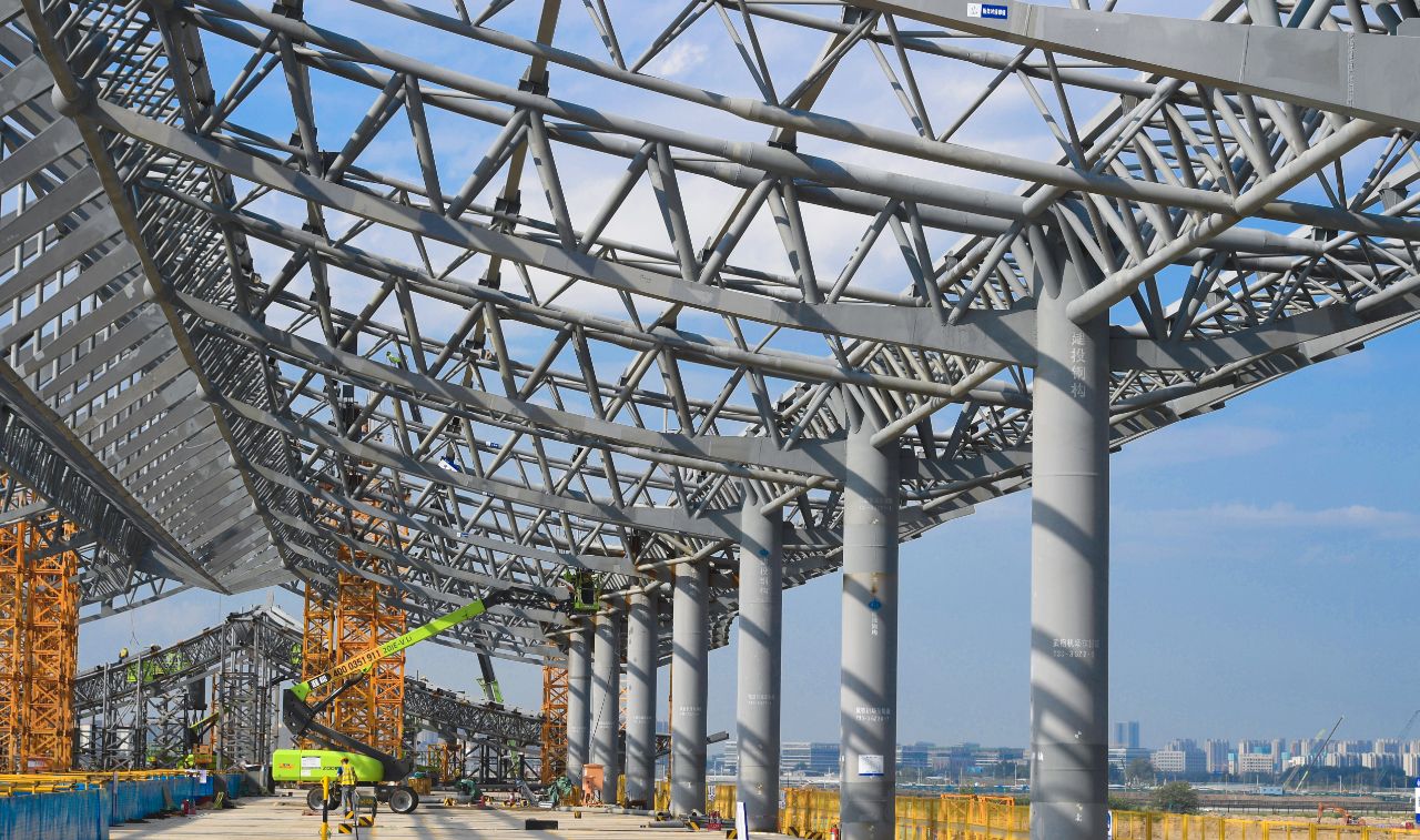 山西建投瀟河產(chǎn)業(yè)公司項(xiàng)目人員全力推進(jìn)太原武宿國(guó)際機(jī)場(chǎng)T3航站樓東西指廊項(xiàng)目建設(shè)