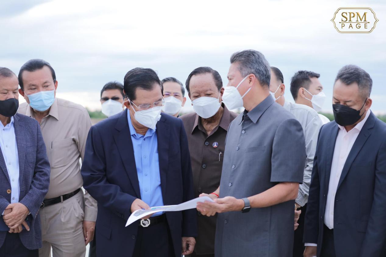 柬埔寨首相洪森到山西建投機(jī)械化集團(tuán)承建的柬埔寨暹粒新國際機(jī)場考察