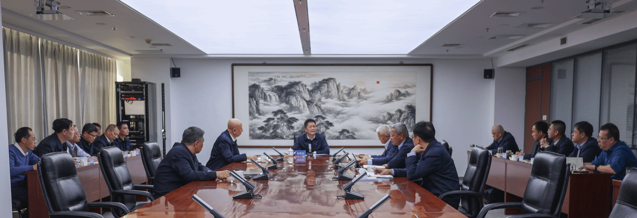 山西建投集團傳達學習貫徹省委十二屆九次全會暨省委經(jīng)濟工作會議精神