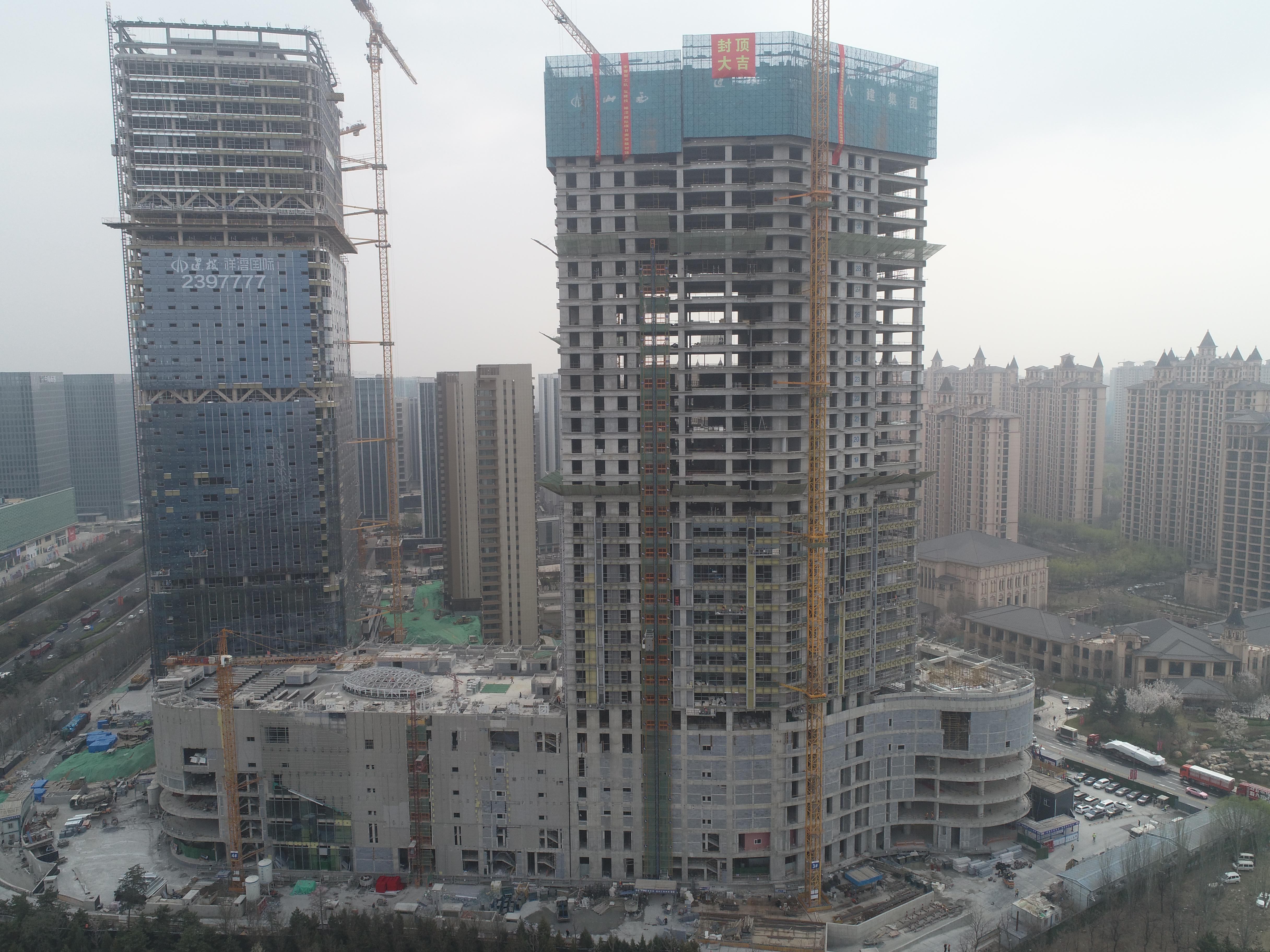 山西建投八建集團承建的建投·祥澐國際項目南塔樓主體結(jié)構(gòu)順利封頂