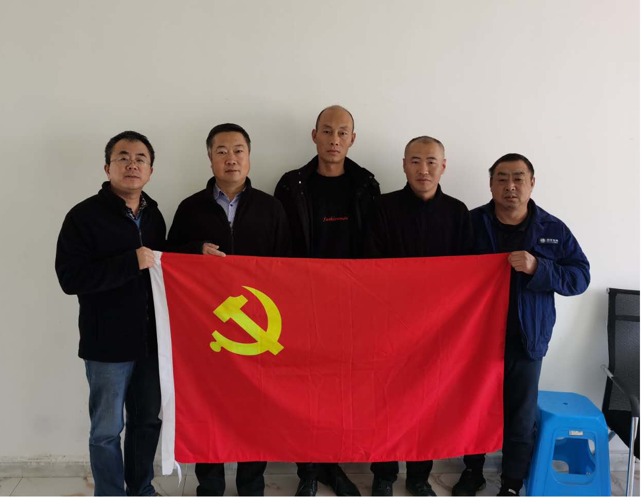 山西建投機械化集團 大涼山中的“堅守者”