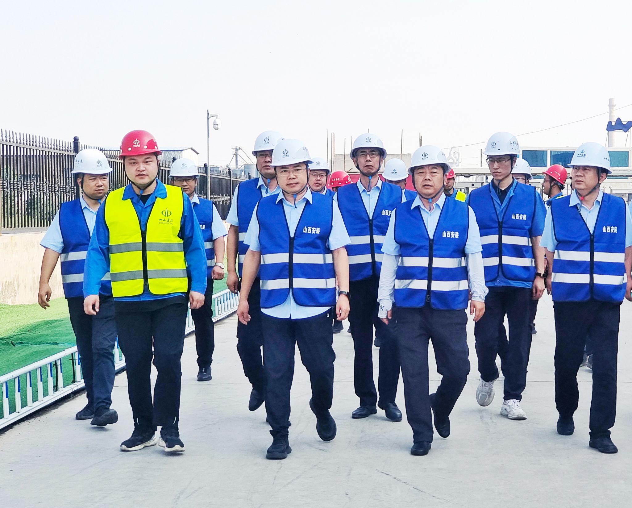 山西建投安裝集團深入察哈爾右翼后旗熱電聯(lián)產(chǎn)項目開展帶班檢查