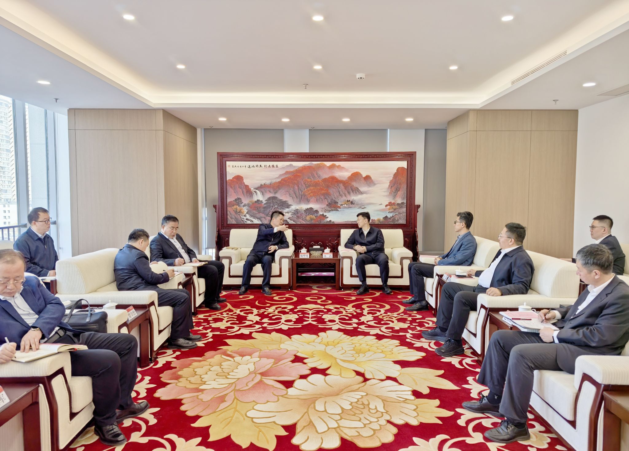 山西建投集團(tuán)與華電山西能源公司舉行工作會(huì)談