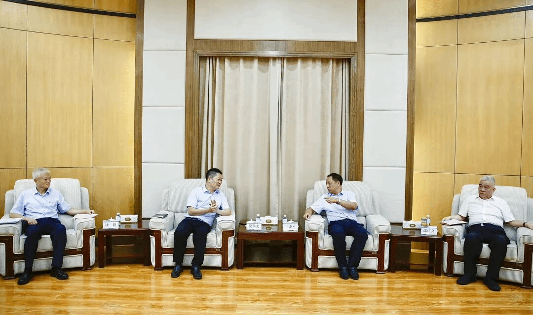 山西建投與萬(wàn)家寨水務(wù)控股集團(tuán)舉行工作會(huì)談