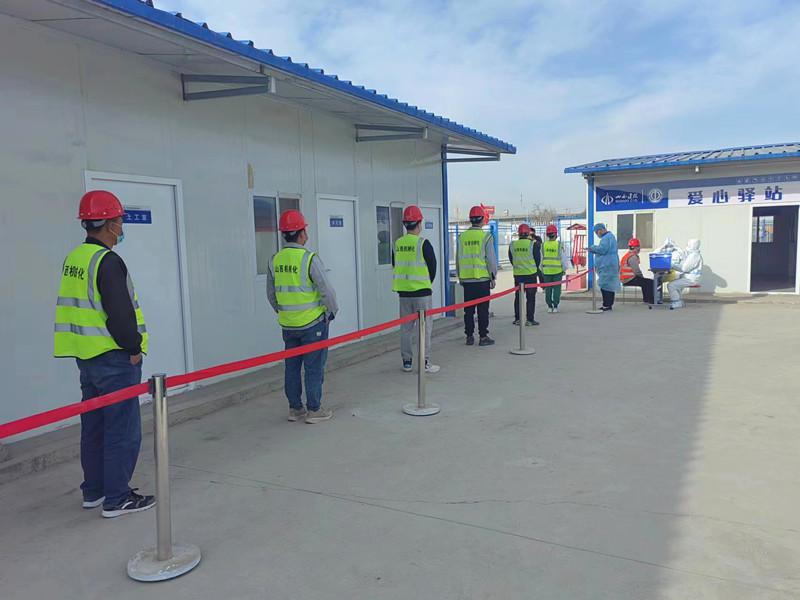 山西建投機(jī)械化集團(tuán)別樣“大白”奮戰(zhàn)抗“疫”一線