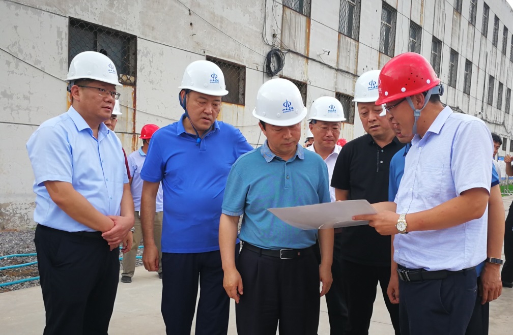 晉中市副市長在山西建投總承包部晉中市傳染病醫(yī)院改擴(kuò)建項目調(diào)研