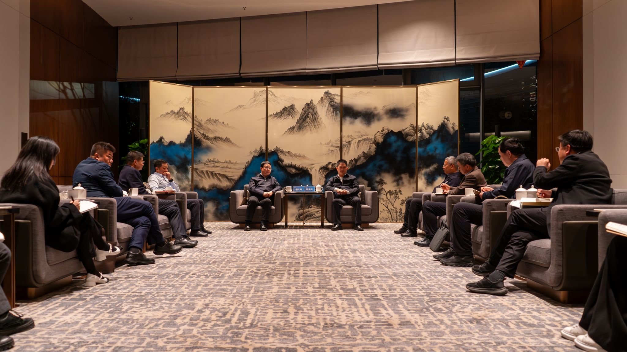 山西建投集團(tuán)與寶雞市政府舉行工作會(huì)談