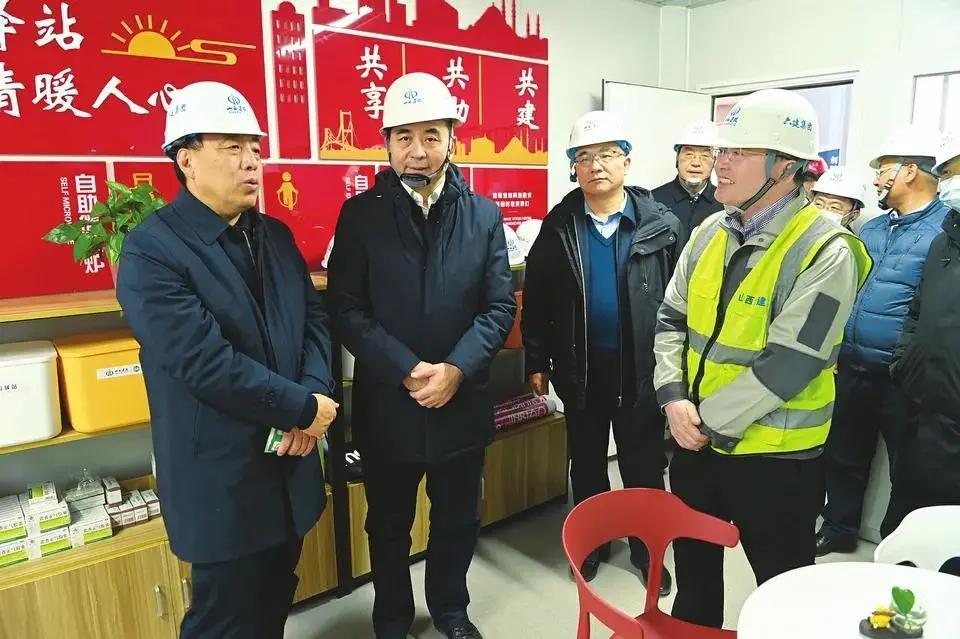 學(xué)習(xí)貫徹黨的十九屆六中全會(huì)精神省委宣講團(tuán)走進(jìn)山西建投